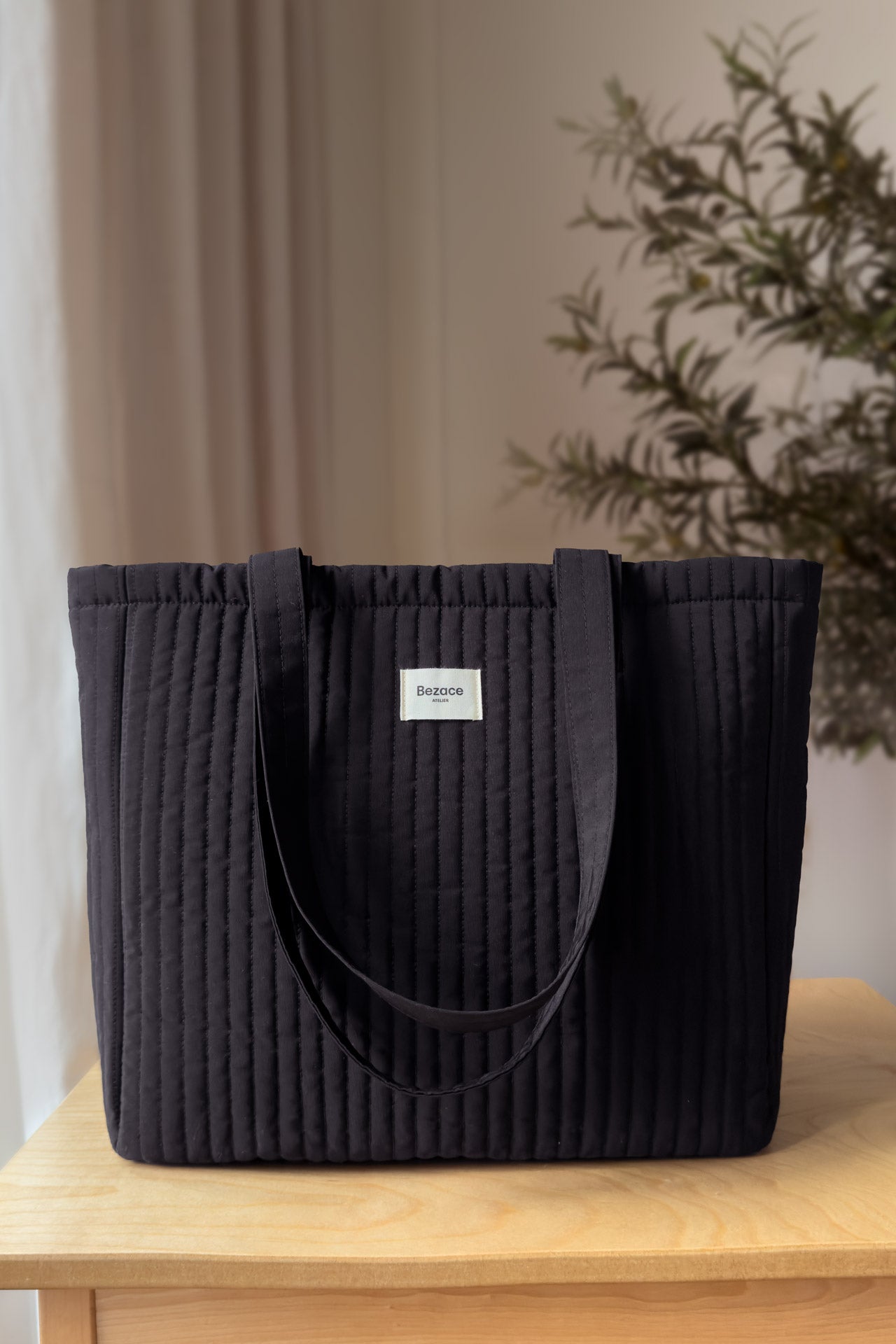 The Totebag - Water-resistant Black